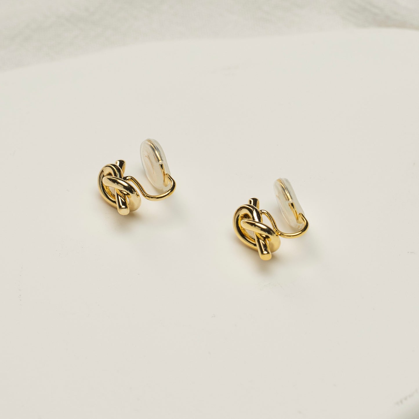 Gold Knot Clip-On